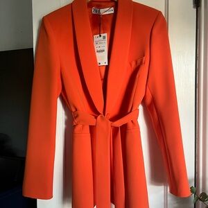 Orange Zara pant suit NWT size Mesium